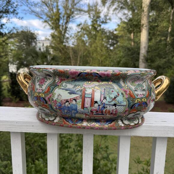 Vintage Chinese Porcelain Decorative Bowl |  Gold Handles Koi Fish - Picture 2 of 9